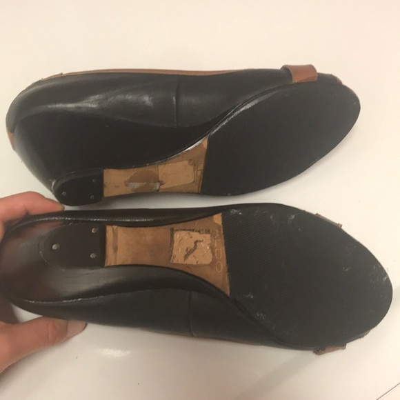 Shoes - Picture 7 of 8